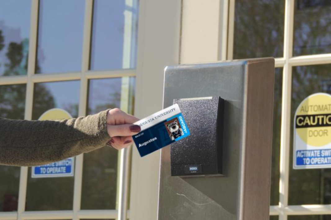RFID student ID card for campus access control.png